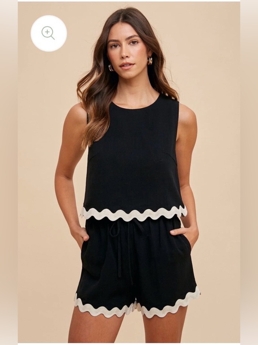 Anniewear Scallop Trim Setsiles Top and Shorts Set - NWT